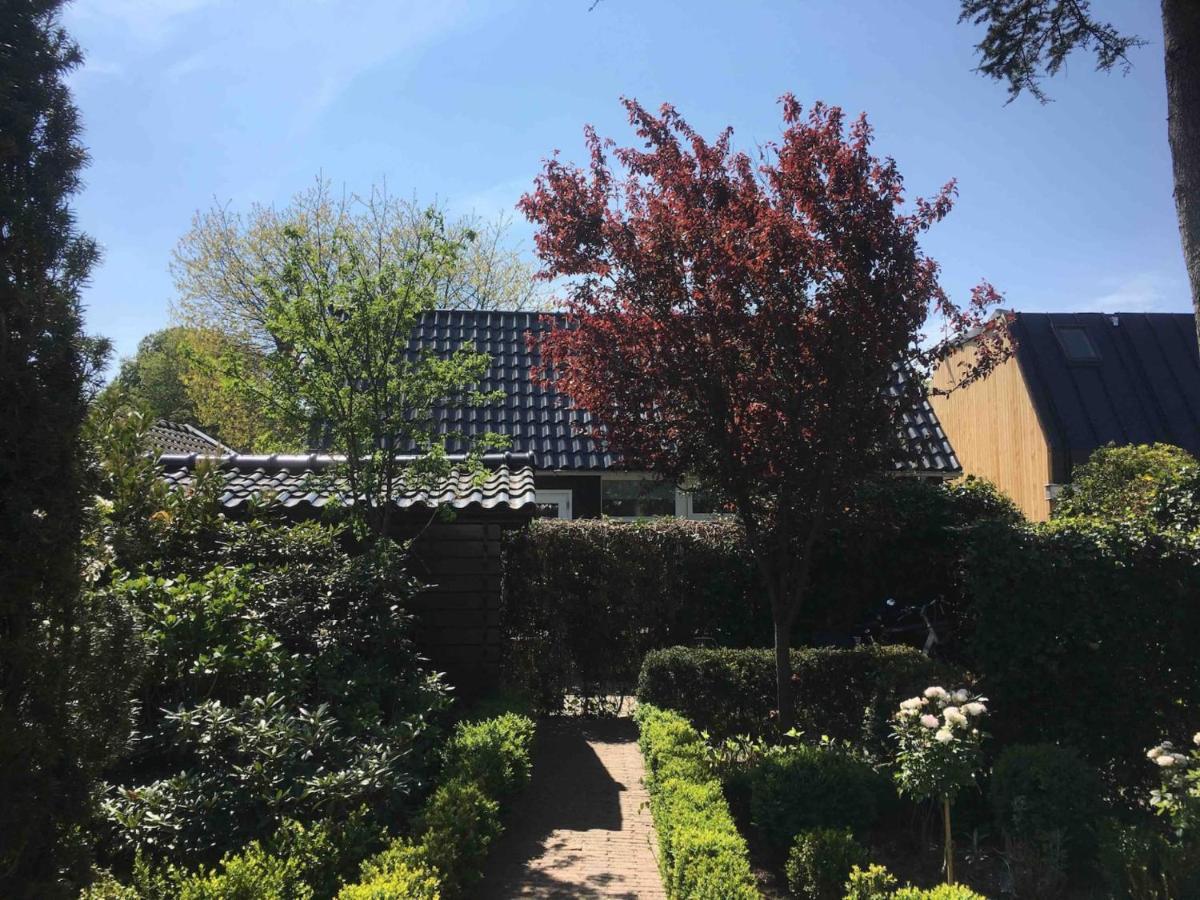 Appelbloesem Villa Bergen Bagian luar foto